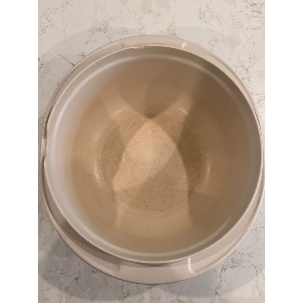 Vintage Tupperware Ultra 21 Almond 2Qt Casserole Dish with Steamer Insert 1740-1